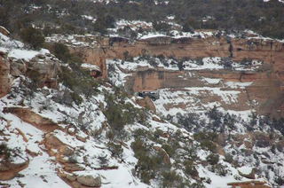 Illustration for article titled Spectacular Suicide Attempt In Dodge Van Foiled By Pesky Cliff